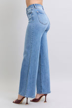 Load image into Gallery viewer, Judy Blue Full Size Wide Leg Jeans with Pockets
