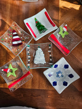 Load image into Gallery viewer, Fused Glass 6&quot; Square Holiday Dish w/2 hand soaps
