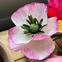 Load image into Gallery viewer, FlowCrafts Paper Flower Bouquet Kit
