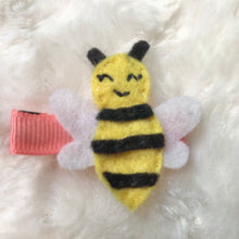 Load image into Gallery viewer, Happy Bee Felt Hair Clips
