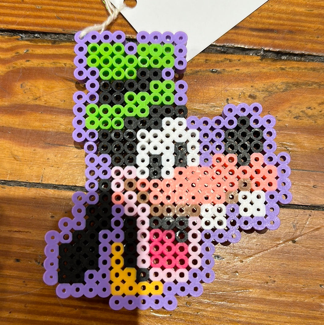 Goofy magnet