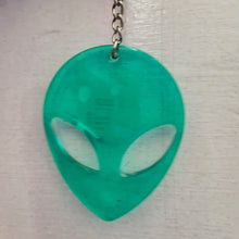 Load image into Gallery viewer, Alien Keychain
