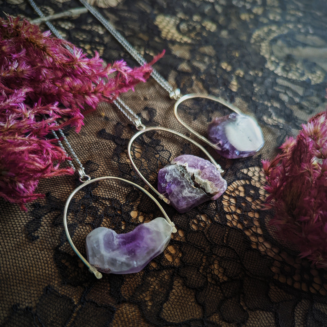 Amethyst Arch Necklace