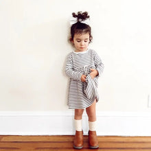 Load image into Gallery viewer, Toddler/Youth vegan leather bootie
